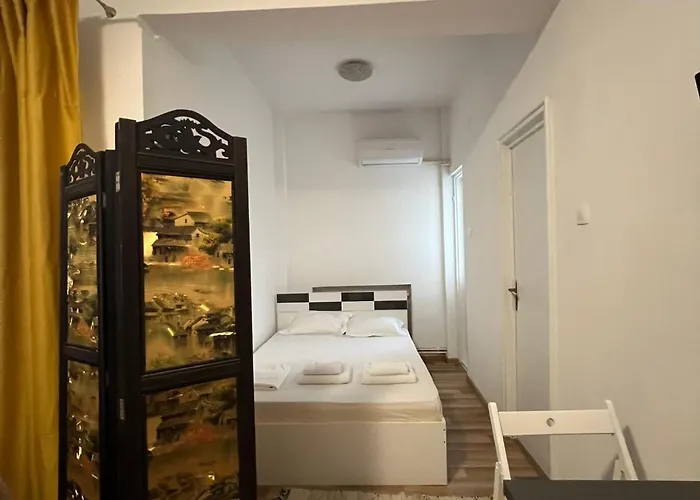 Ultracentral Universitate بوخارست